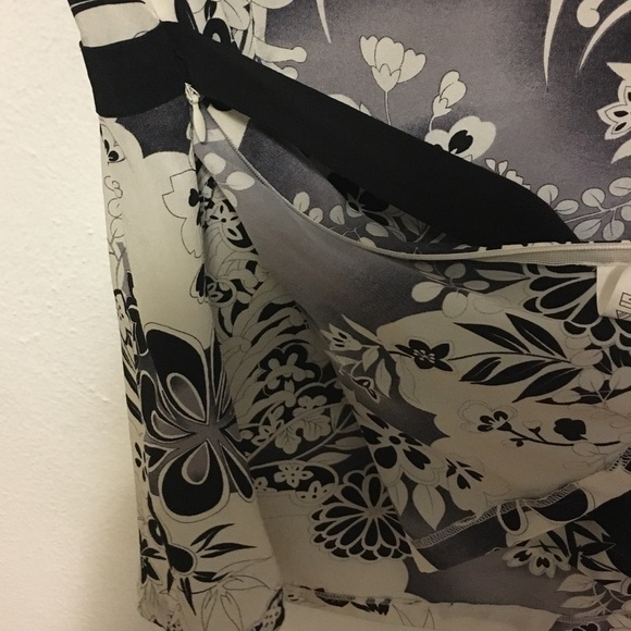 Mimi Maternity Silk Sleeveless Belted Top Size M - Picture 3 of 5